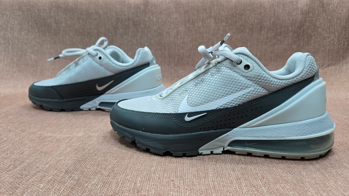 나이키 250mm- 남 녀 에어맥스 펄스 퓨어 플래티넘 아이언 그레이 상품이미지4