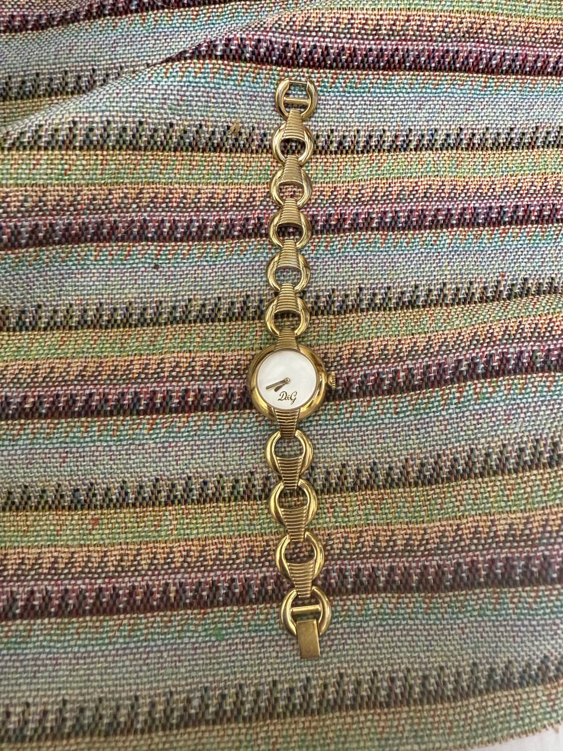 Rare]돌체앤 가바나 여성 손목 시계 상품이미지1