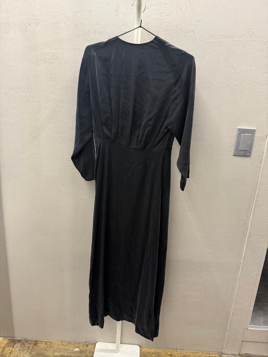 이로 블랙 실크 드레스 상품이미지8