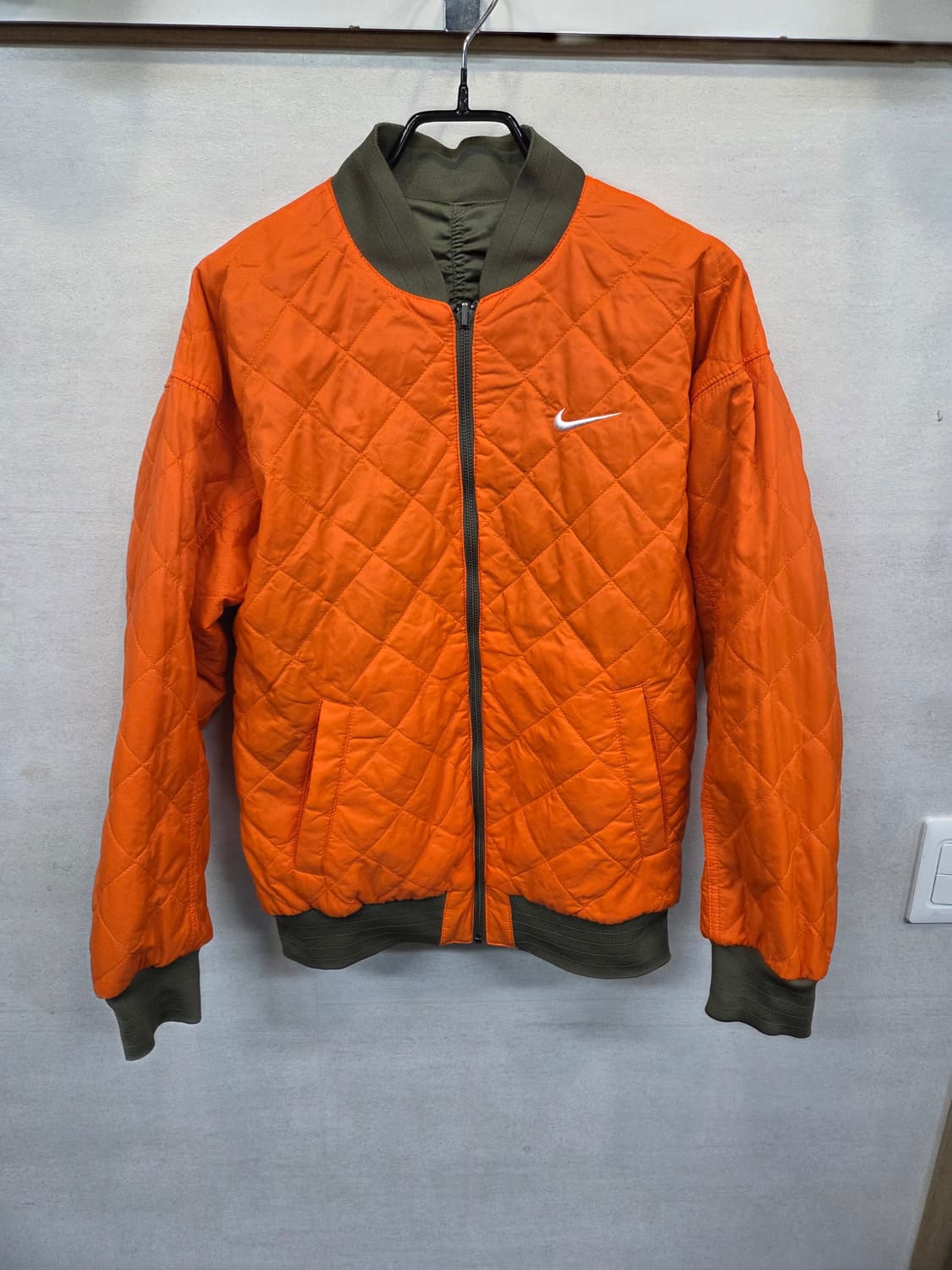 나이키 여성 다이아몬드 퀄팅 빅스우시 리버시블 봄버자켓 s 상품이미지1