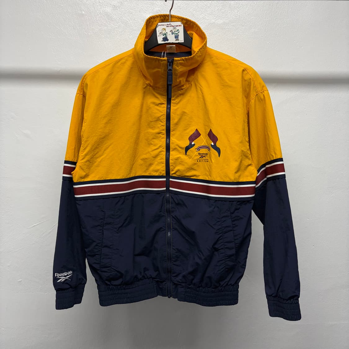 리복 로맨틱크라운 바람막이 상품이미지1