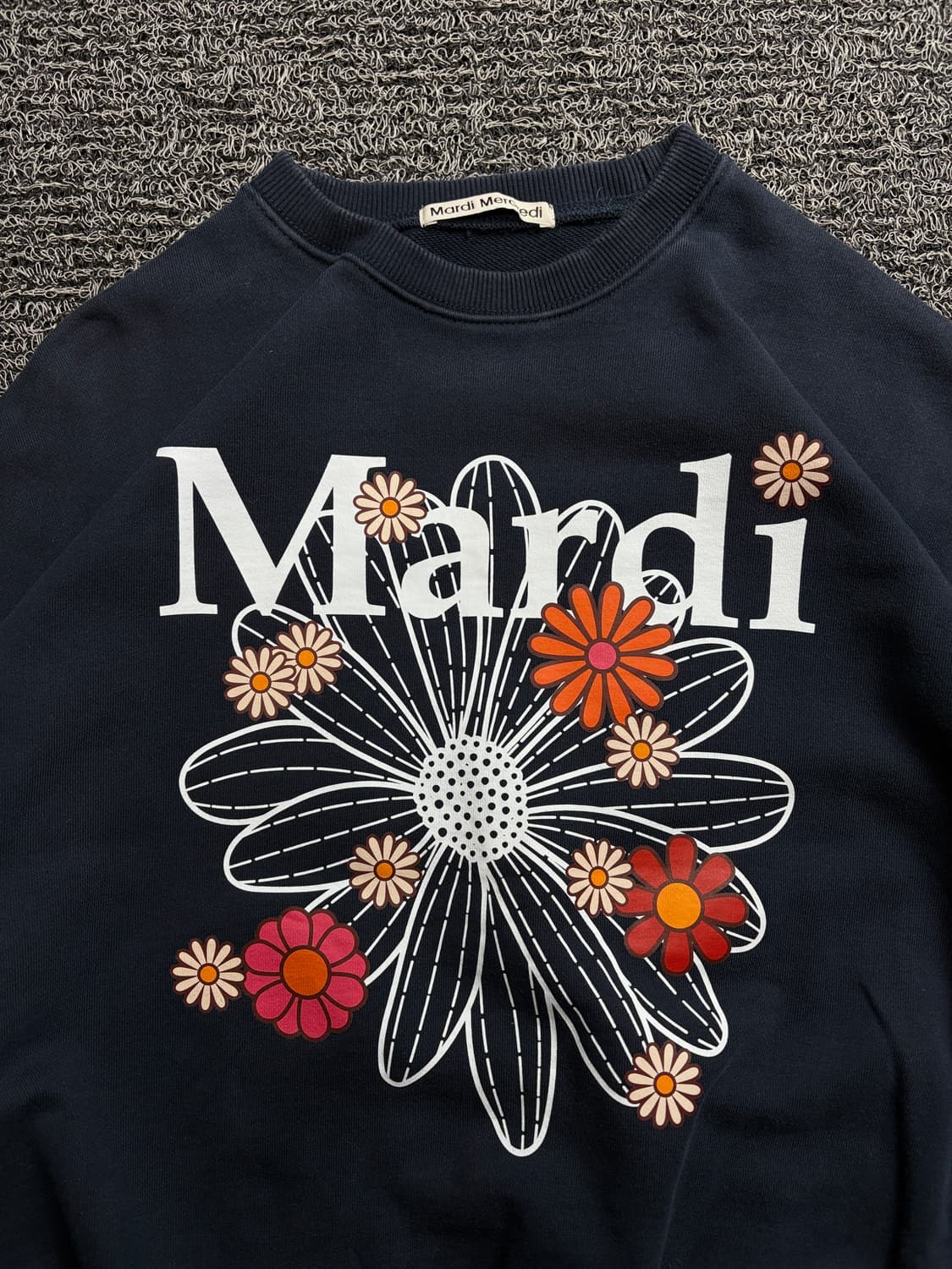 마르디 빅로고 크루넥 스웻 셔츠 네이비 1983 상품이미지1