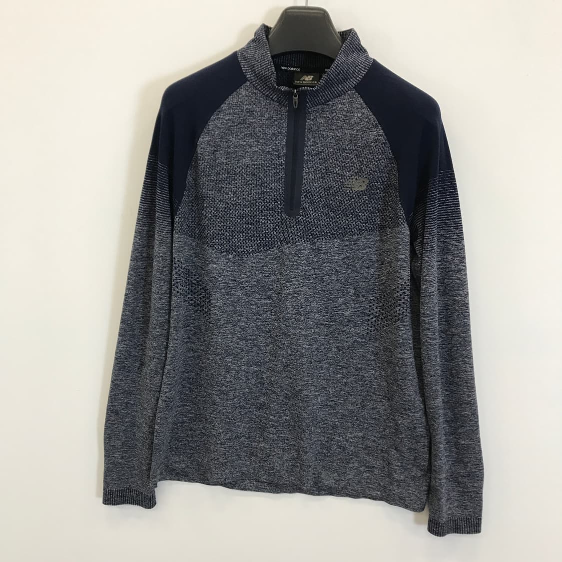 뉴발란스 심리스 기능성 반집업 [L] 상품이미지1