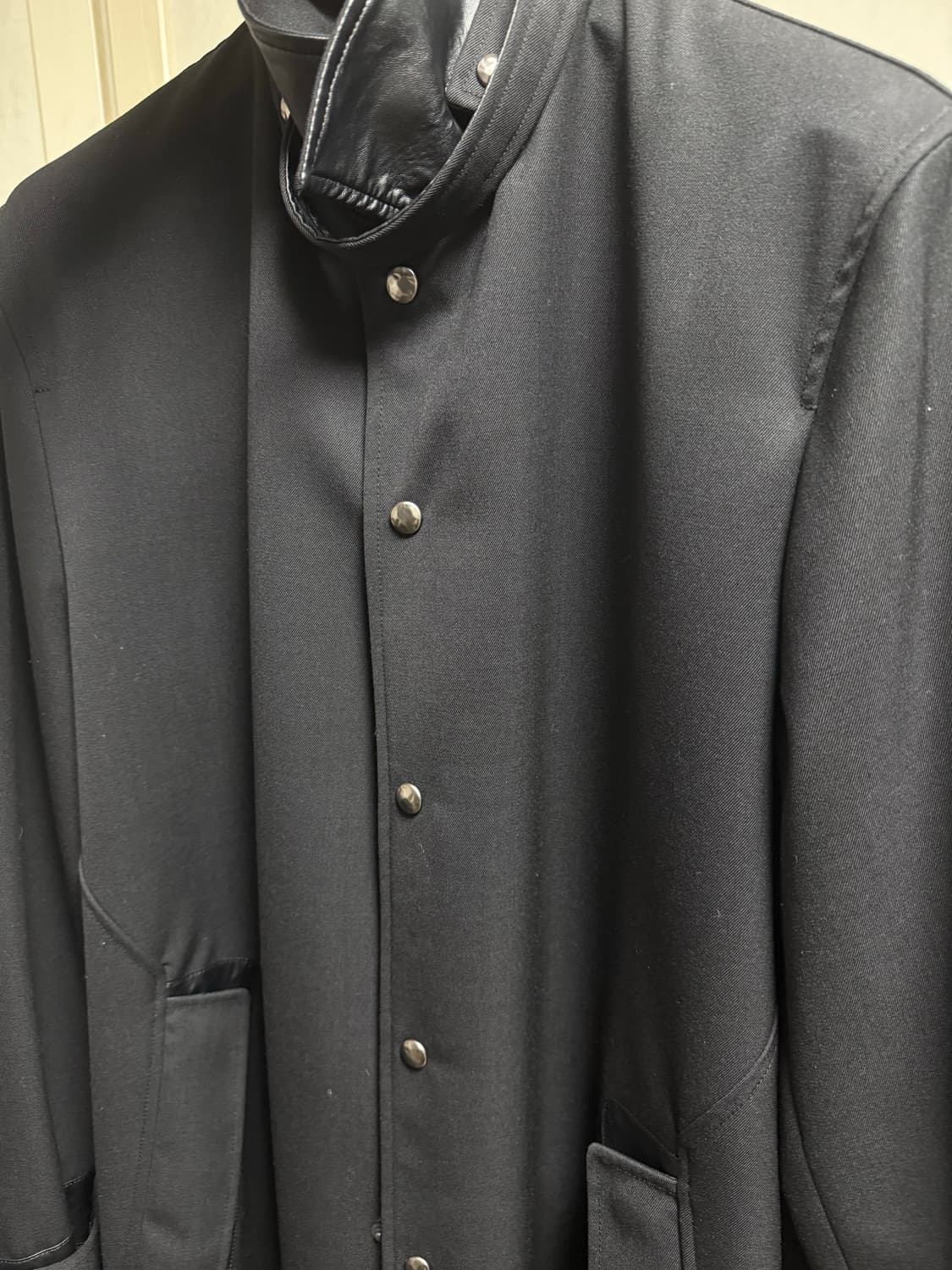 유스 24ss 스냅 싱글코트 상품이미지3