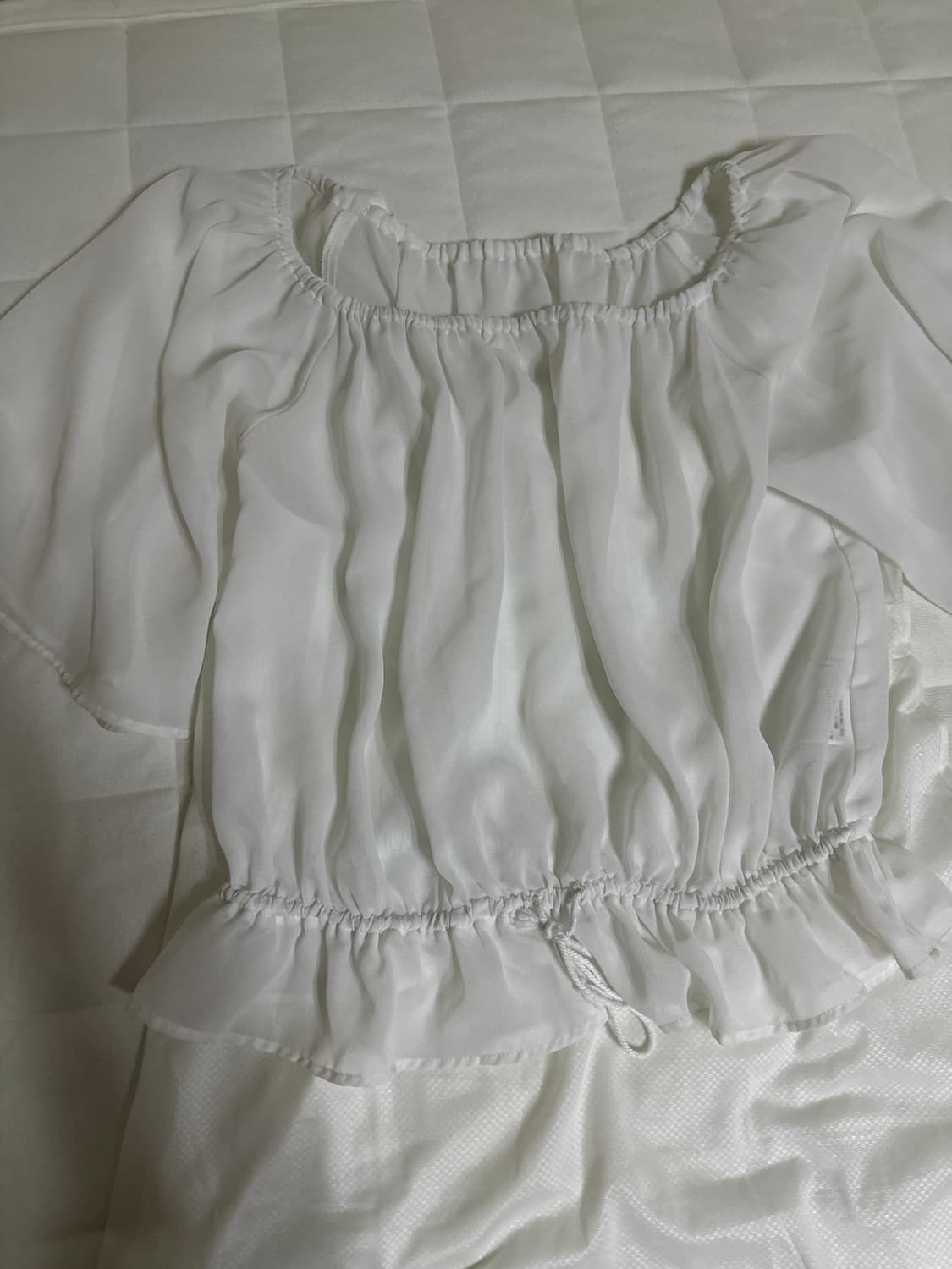 어스뮤직 블라우스 상품이미지1