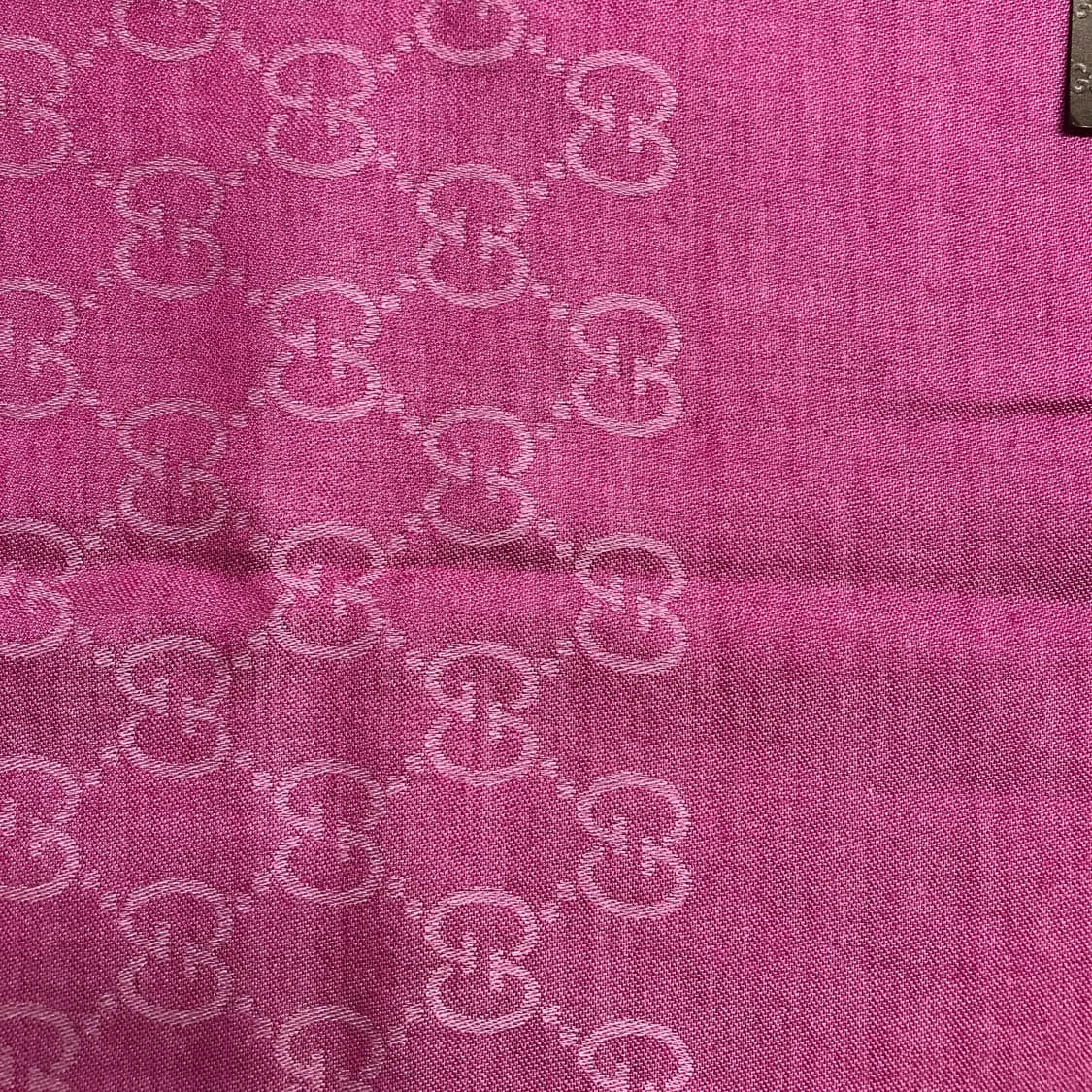 구찌 로고 스카프 핑크 새상품 상품이미지4