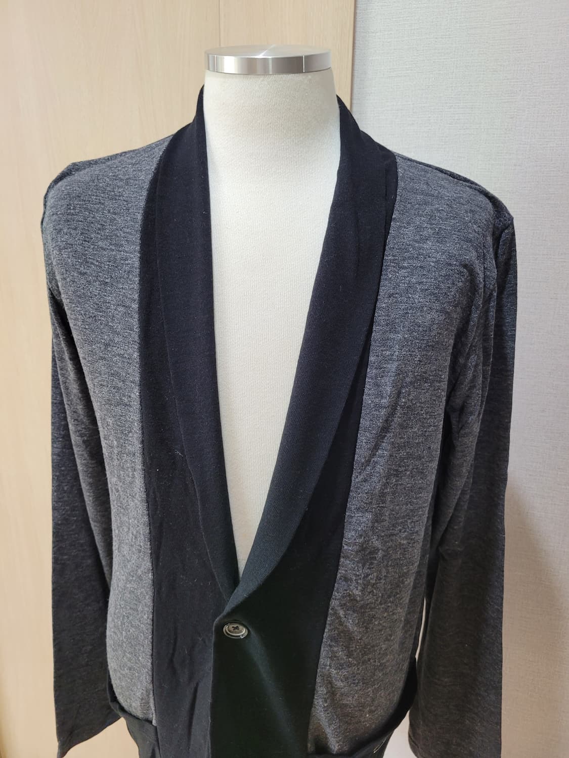 켈번 KELBURN 남자 원버튼 숄 가디건 100 블랙 상품이미지2