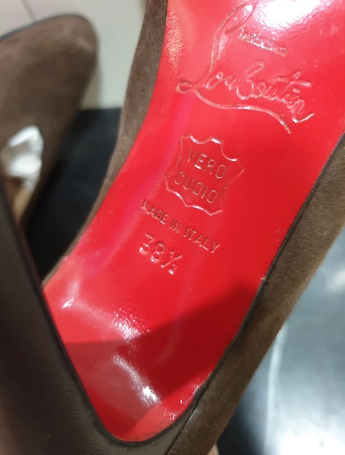 (38) 크리스챤 르루탱 스웨이드 펌프  상품이미지4