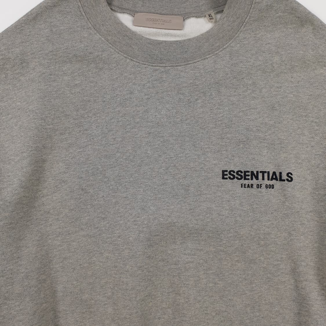 에센셜 맨투맨 상품이미지5