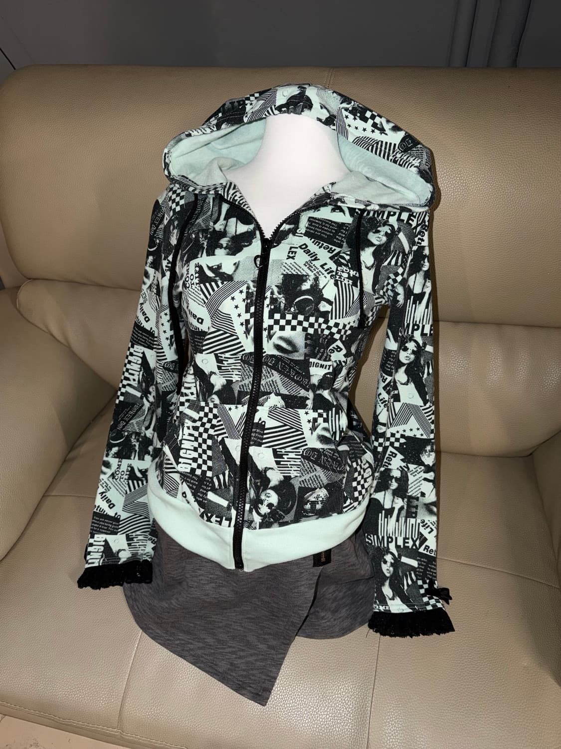 y2k printing detail mint hood zip-up 상품이미지1