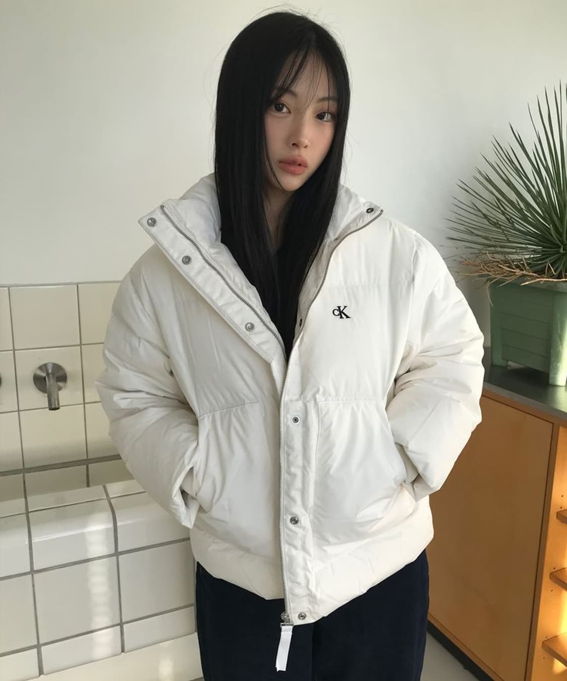 캘빈클라인 여성 숏패딩 아이보리 47D577G 상품이미지1