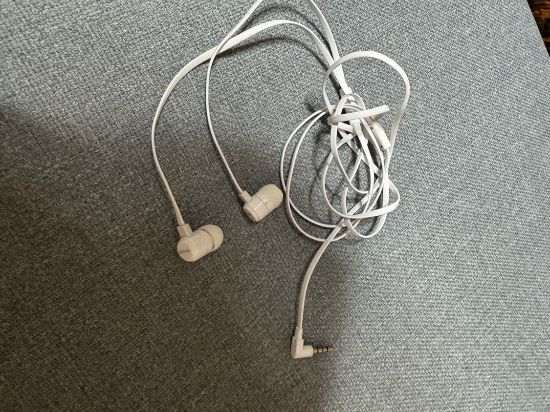 유선 이어폰 3.5mm(새거) 상품이미지1