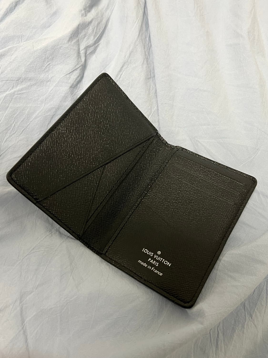 루이비통 파스텔 느와 한정판 오거나이저입니다. 상품이미지2