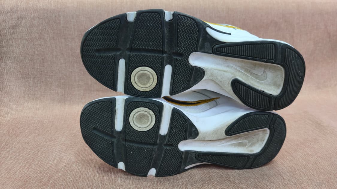 나이키 270mm- 디파이 올 데이 화이트 골드 스웨이드 상품이미지6