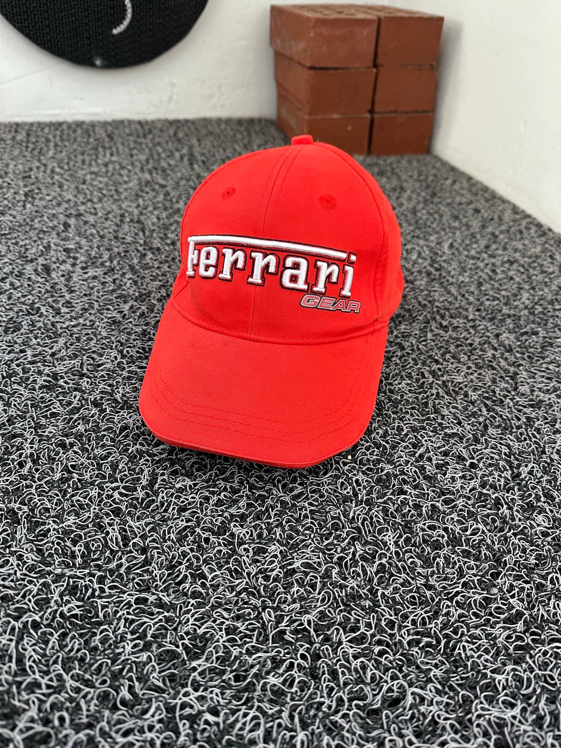 페라리 레드 볼캡 모자 상품이미지1