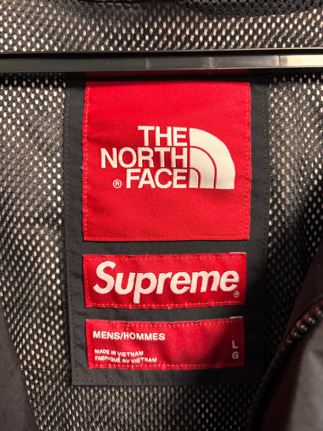 [L]슈프림 x 노스페이스 카고 자켓 블랙 - 20SS 상품이미지5