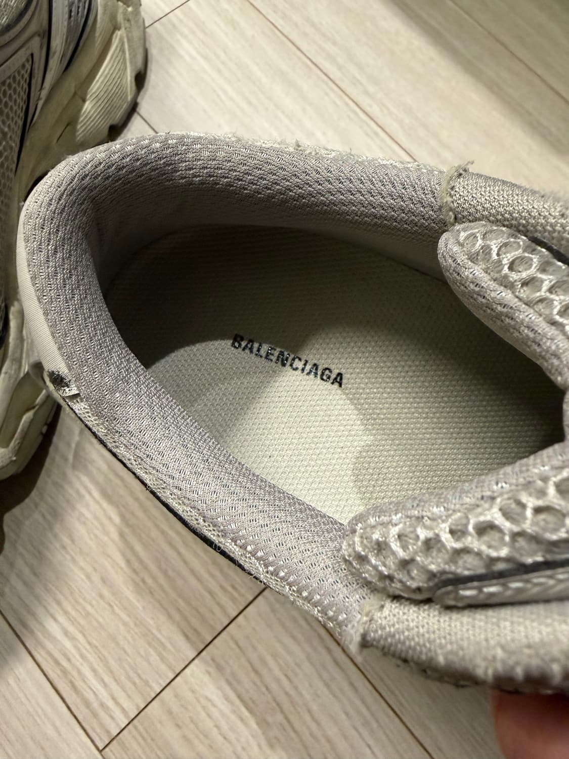 (41, 265) 발렌시아가 스테이플러 상품이미지3