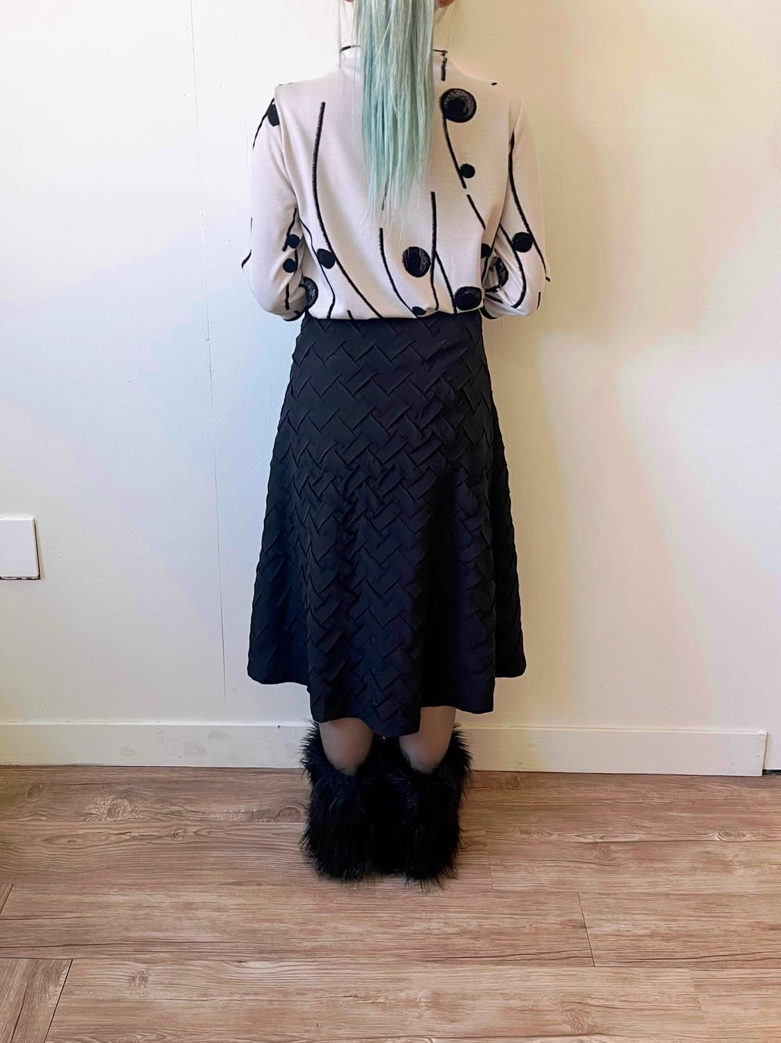 MAGGY 크로스 블랙 스커트 상품이미지8