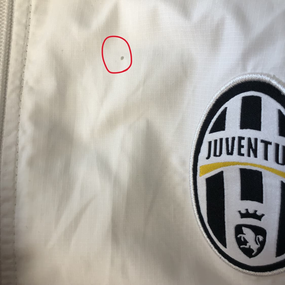 나이키 유벤투스 화이트 자켓 상품이미지8