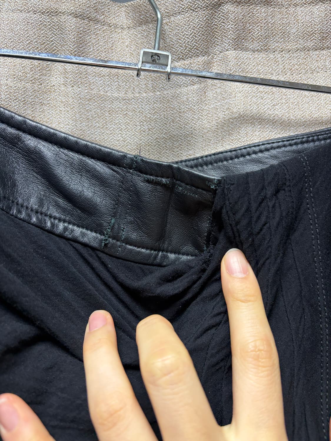 헬무트랭 드레이핑 저지 블랙 스커트 상품이미지4