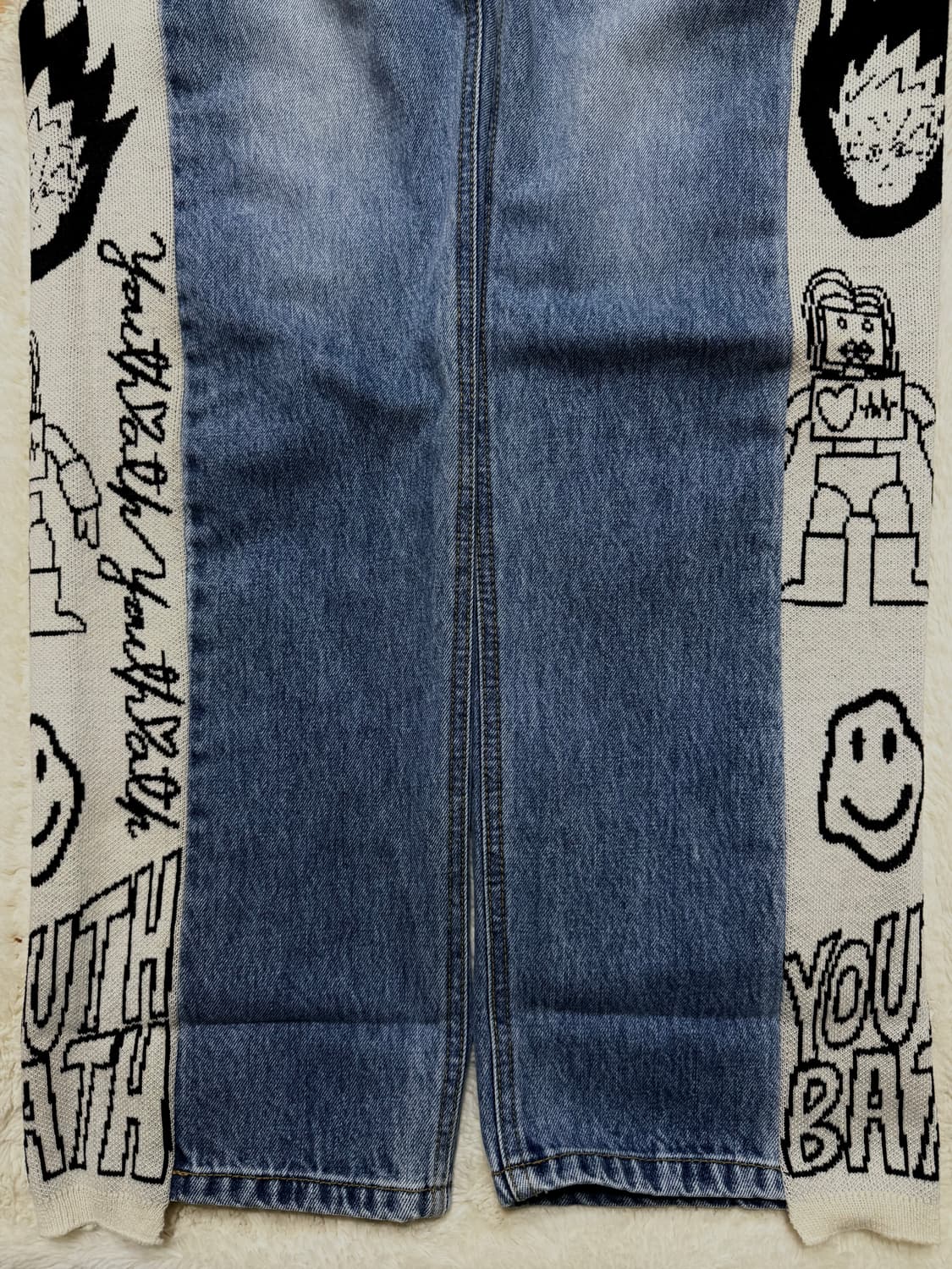 유쓰배쓰-니트 트리밍 워싱 데님 (라이트블루) 상품이미지2