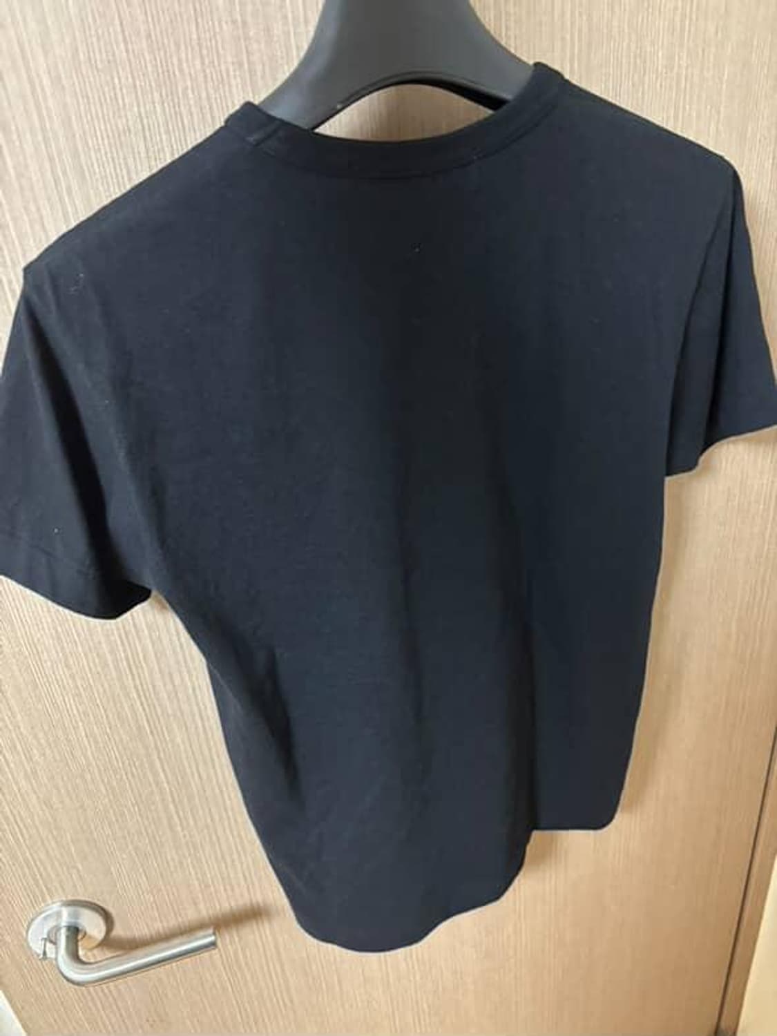 꼼데가르송 레드 하트 티셔츠 블랙 상품이미지2