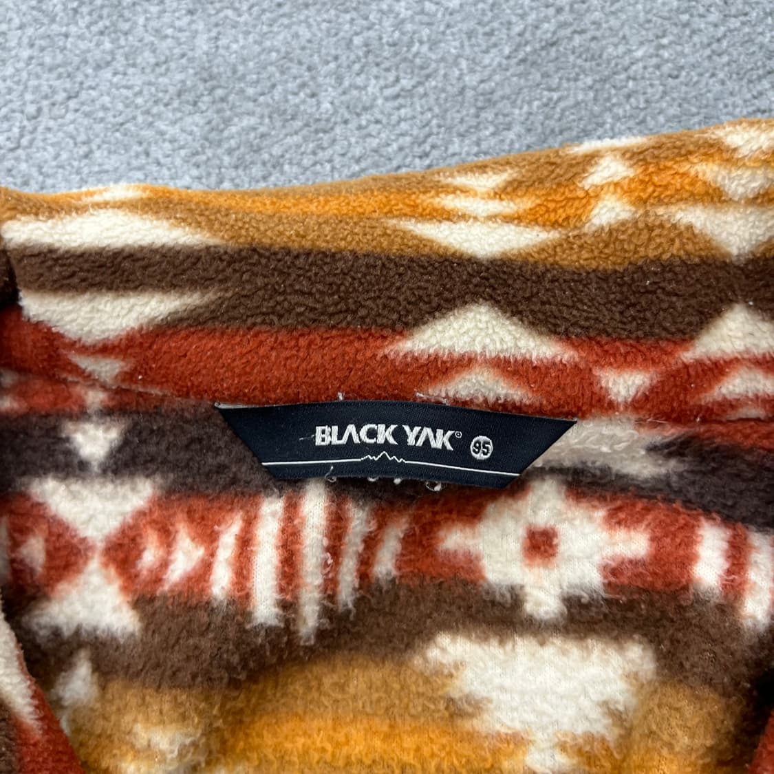 95 블랙야크 패턴 플리스 집업 상품이미지4