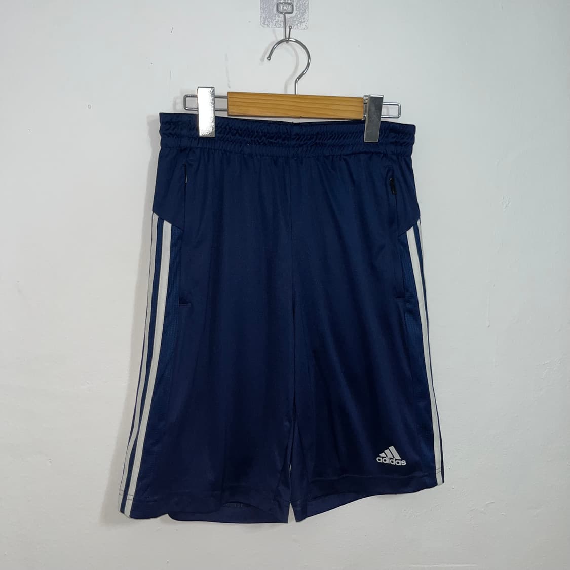 Adidas navy  half track pants 상품이미지3