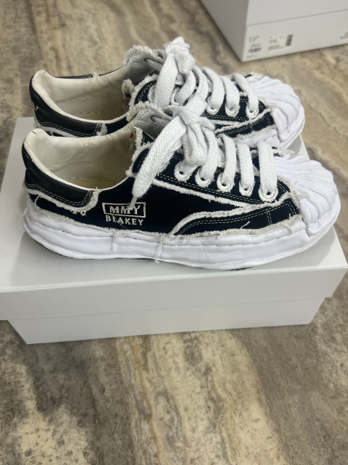 메종 미하라 야스히로 블레이키  42 (풀구성품) 상품이미지3