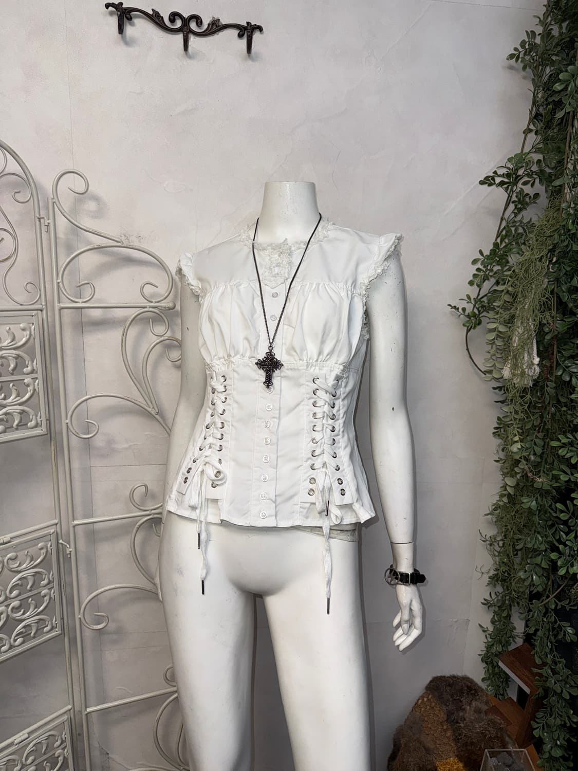 White shirring corset laceup sleeveless 상품이미지4