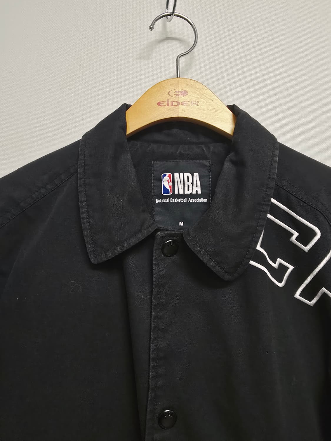 NBA 시카고 불스 코치 자켓 블랙 상품이미지2