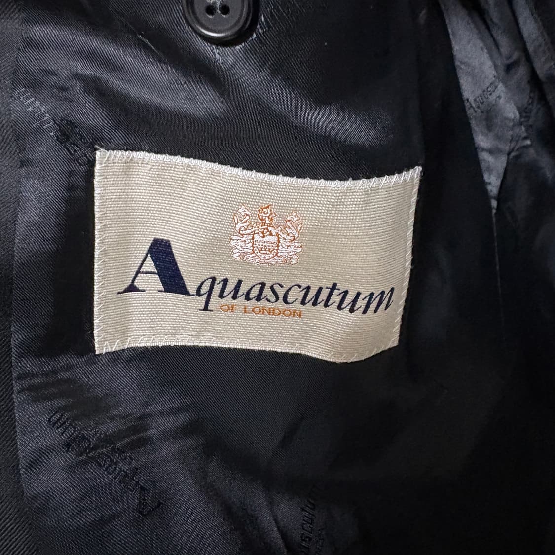 (민트급) 아쿠아스큐텀 금장 블레이저 자켓 / 블랙, 42R 상품이미지8