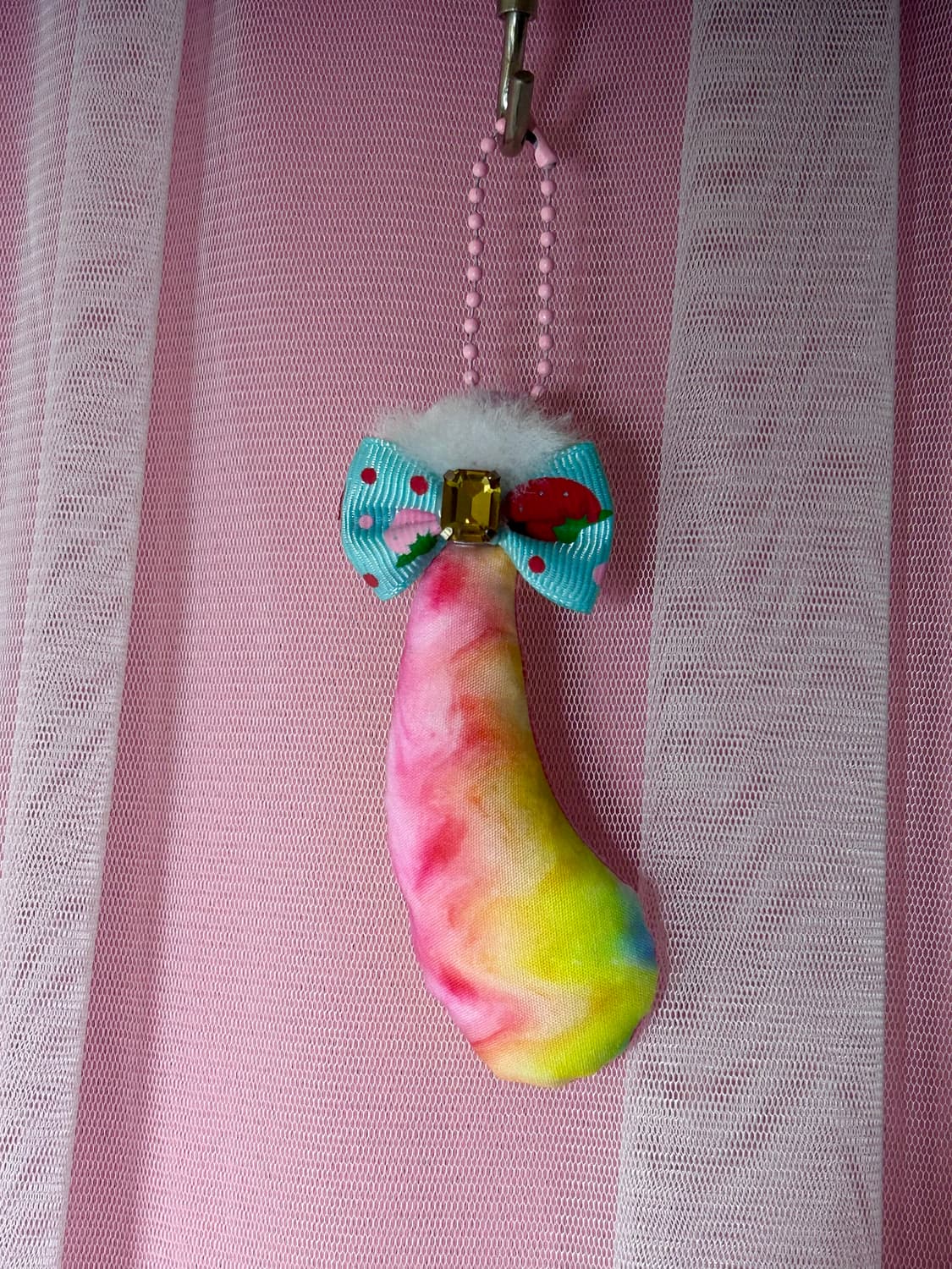 ･:*+. 핸드메이드 무지개 레인보우 곰돌이 발 키링 상품이미지1