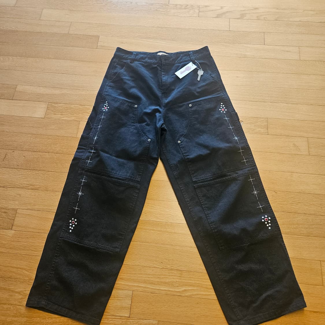 아오이로 페이크 스터드 더블니 팬츠 데님 블랙 1사이즈  상품이미지3