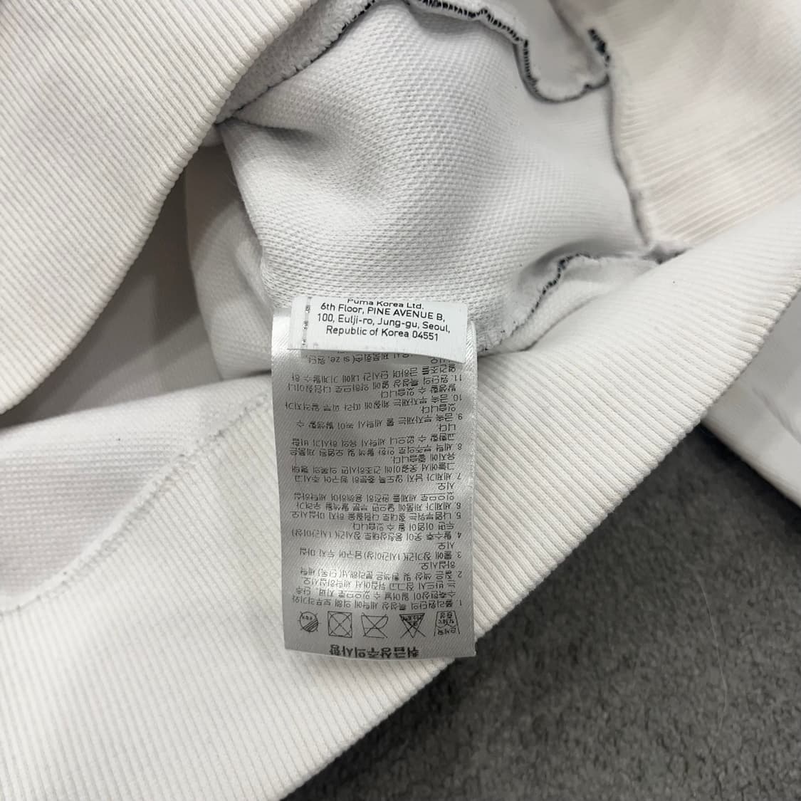 L 푸마 화이트 카라 맨투맨 상품이미지6