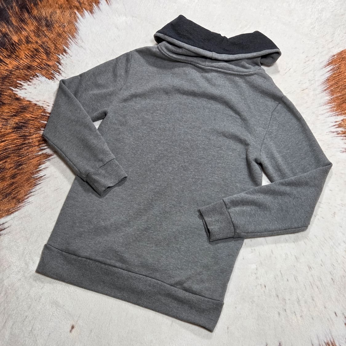 TBJ 하이넥 그레이 맨투맨 상품이미지4