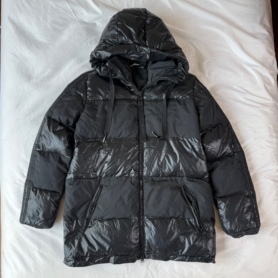 아디다스 구스다운 블랙 삼선 패딩 M 상품이미지2