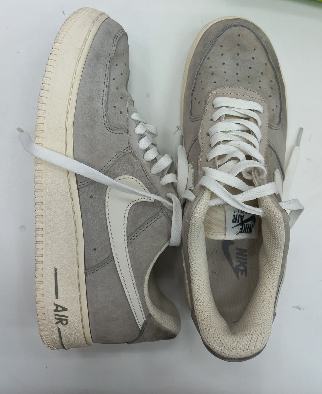 나이키 에어포스 로우 스웨이드 260mm 상품이미지2