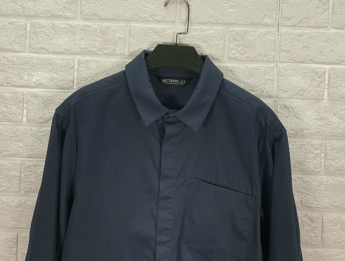 [100]아크테릭스 솔리드 포켓 셔츠 상품이미지3