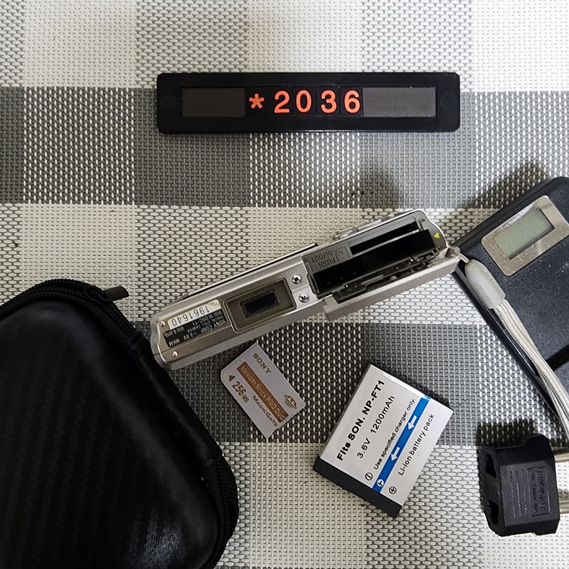 소니 사이버샷 DSC-T1 디지털카메라 파우치포함 상품이미지6