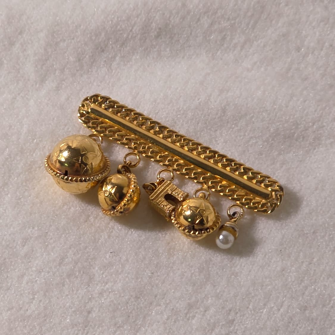 (희귀매물) 올드 셀린느 금장 파리 개선문 브로치 상품이미지1