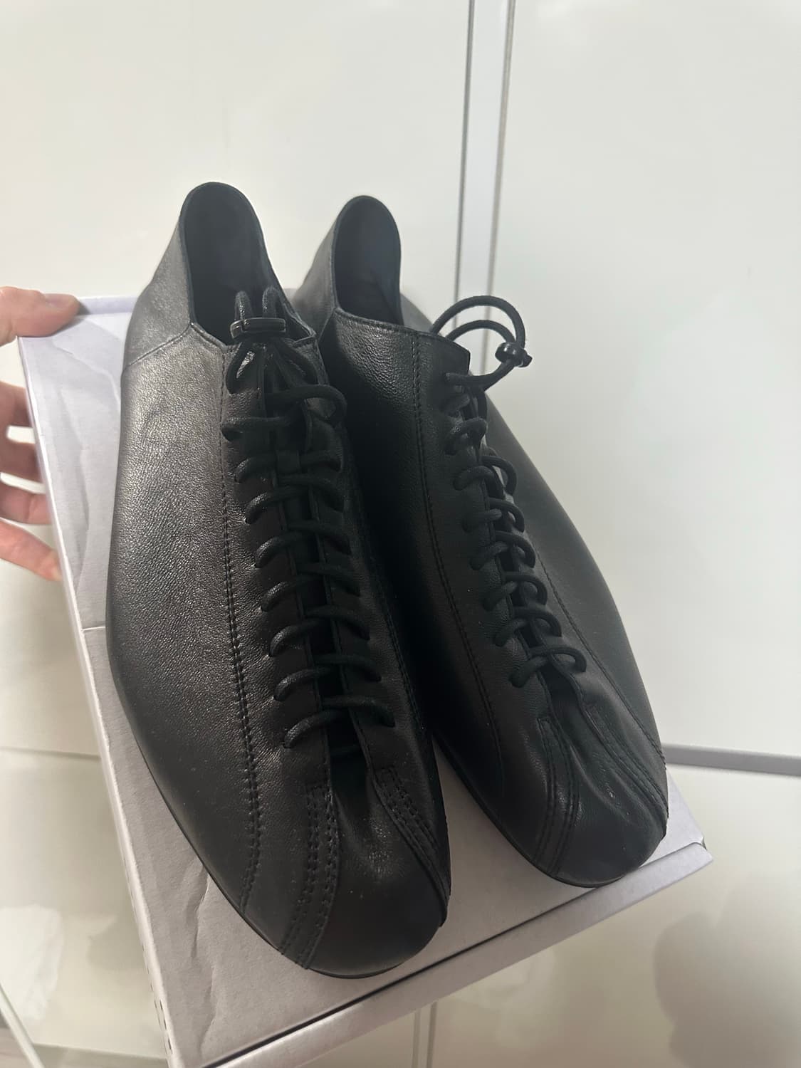 히어로즈 오브 히스토리 레이스업 슈즈 44사이즈 판매팝니다 상품이미지2