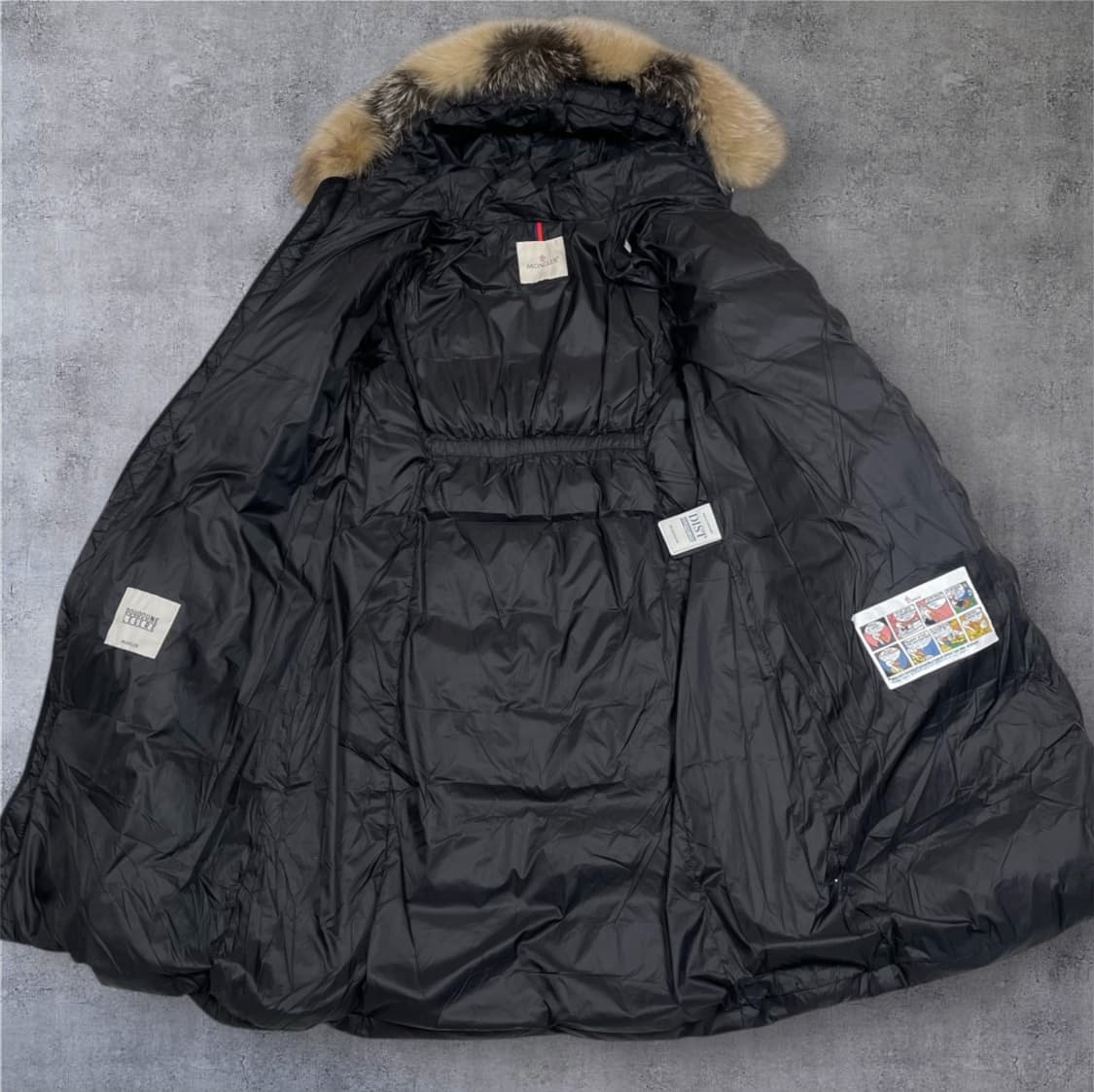 몽클레어 Moncler  후드 퍼 롱패딩 4 상품이미지2