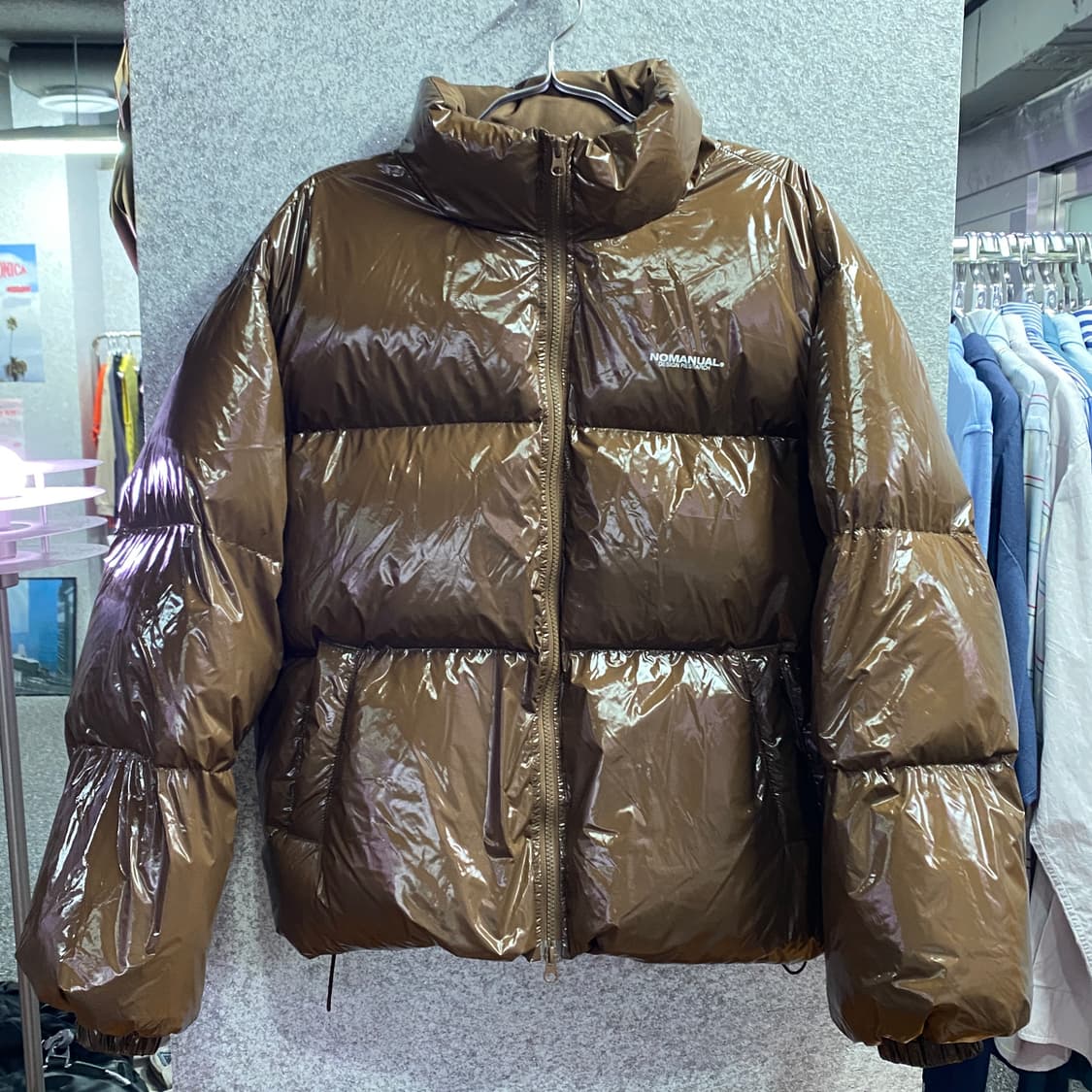 노매뉴얼 스카디 유광 덕다운 투웨이 패딩 B4063 상품이미지2