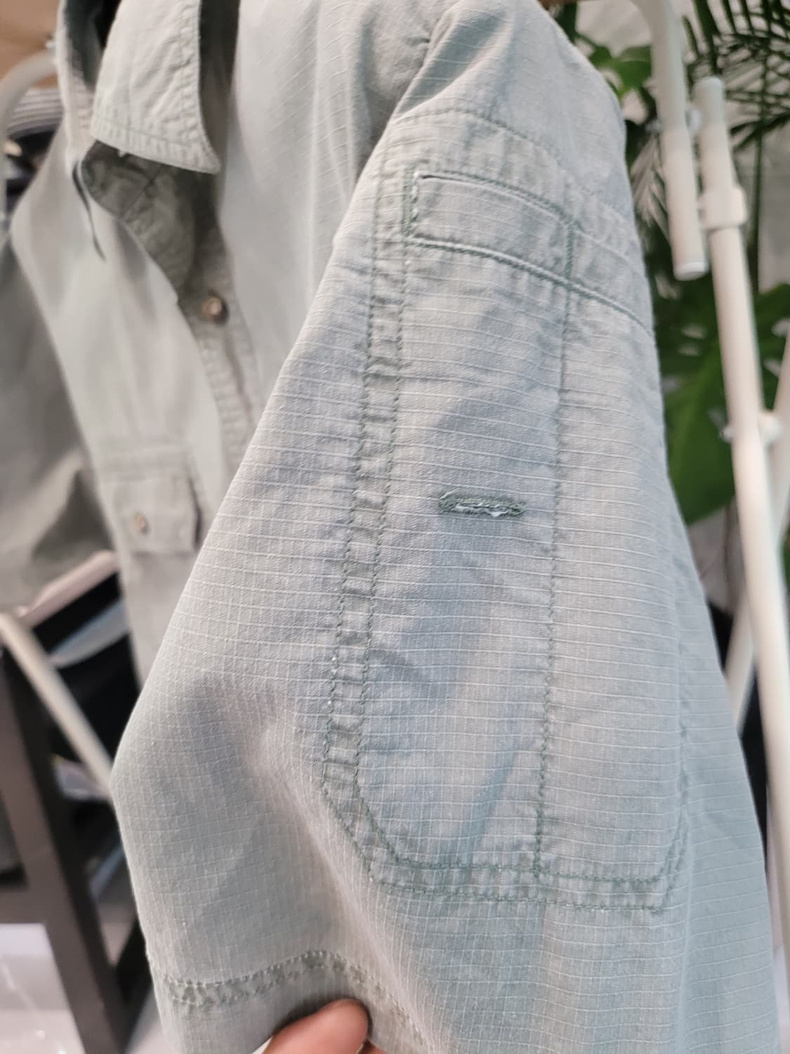 🏷️ 세월이 흘러도 변치 않는 단단함, 칼하트 립스탑 워크셔츠  상품이미지4