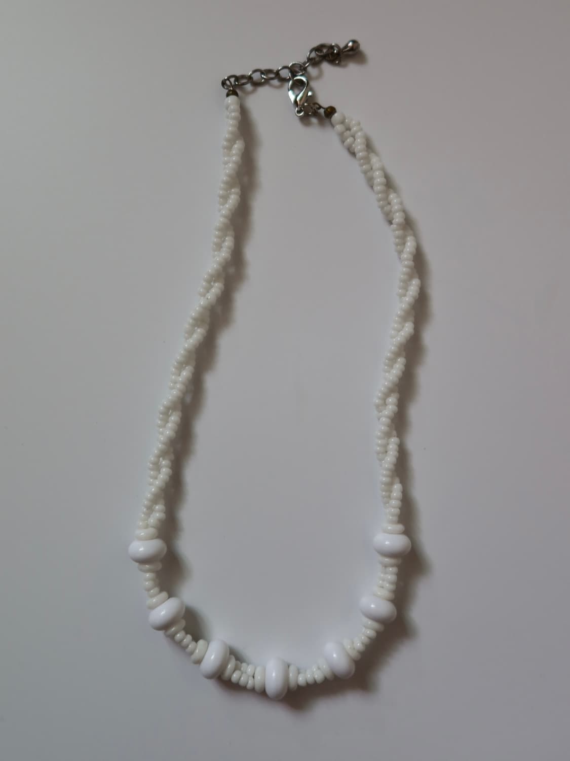 white beads necklace 상품이미지3