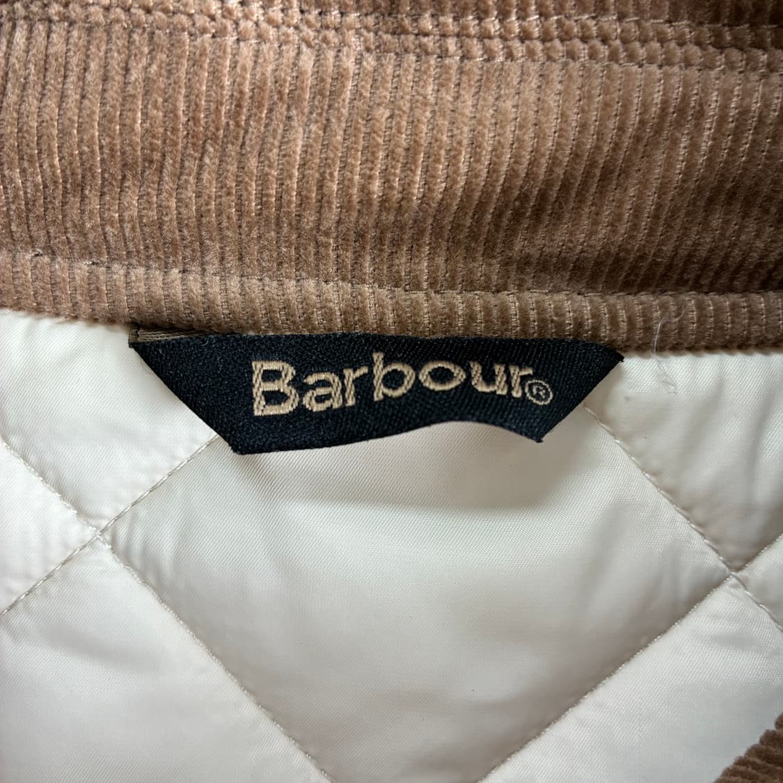 Barbour  바버 코듀로이 카라 아이보리 퀼트 자켓 상품이미지5