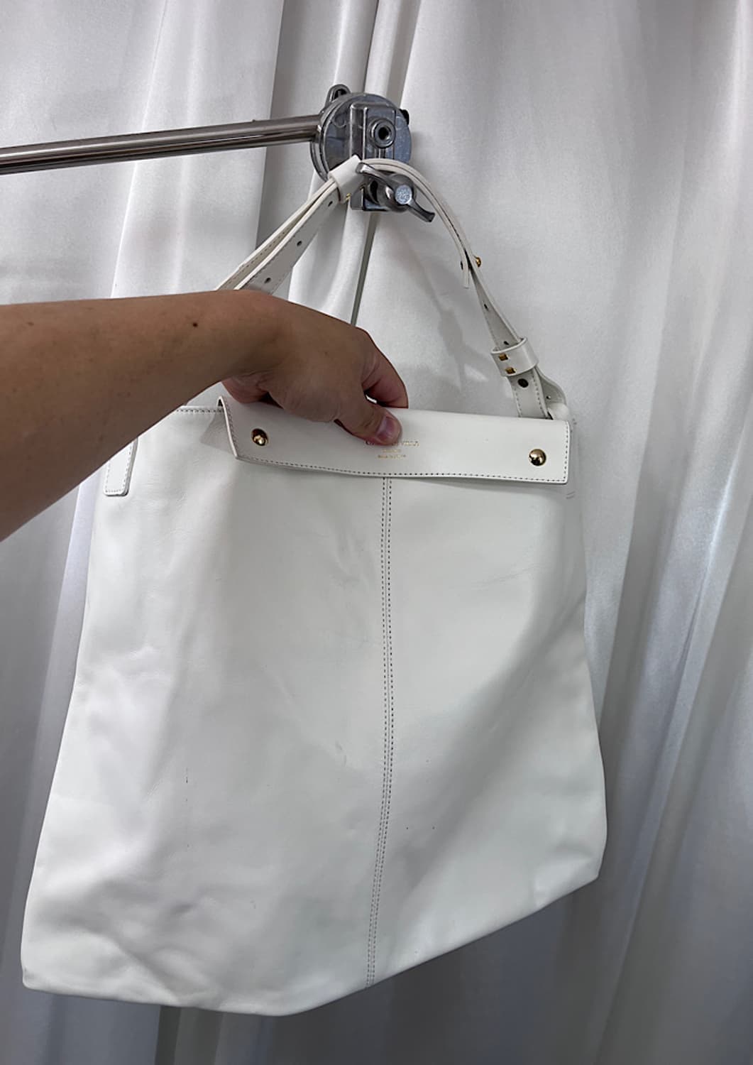 CHRISTIAN VILLA 상품이미지2