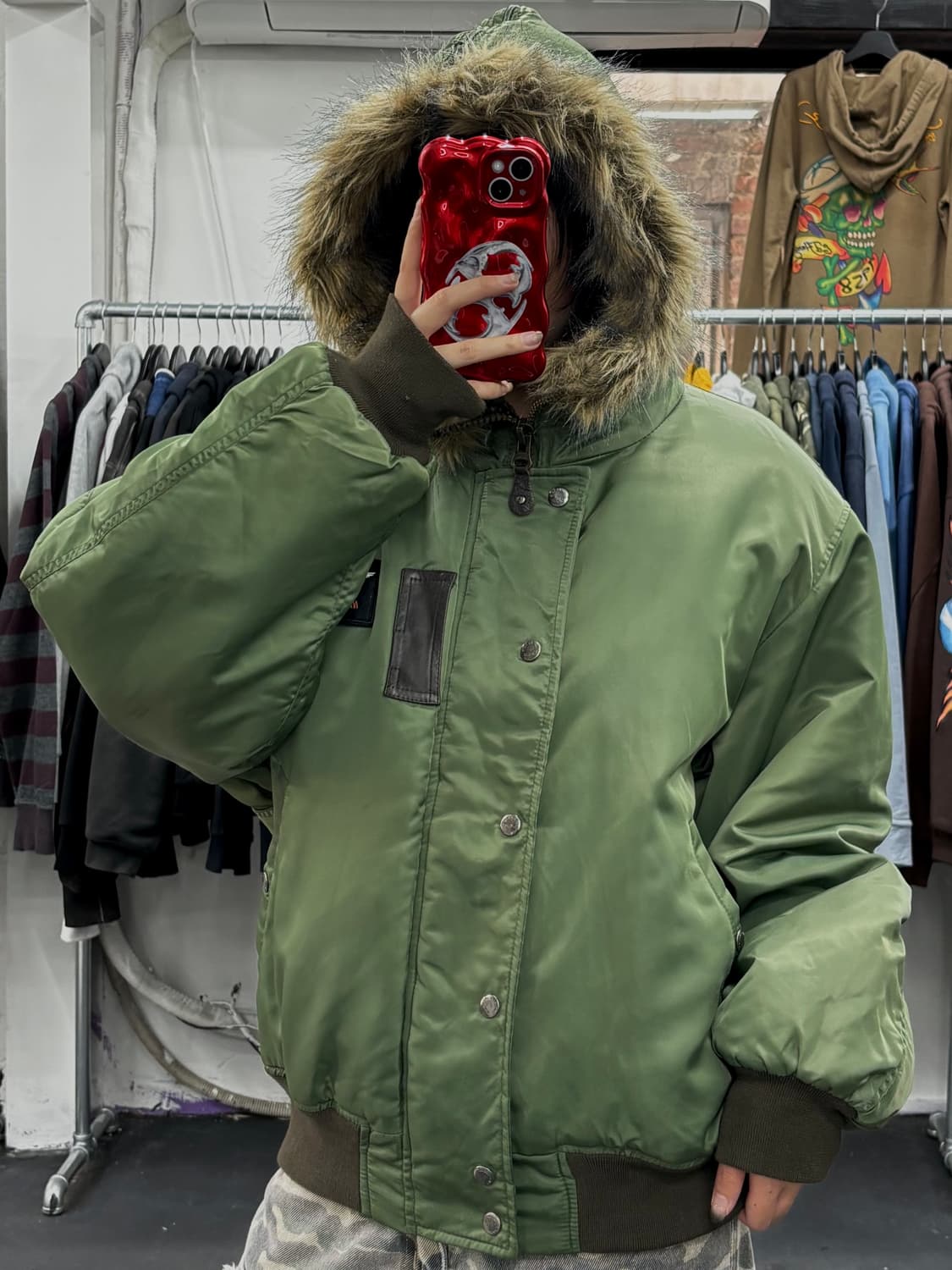 Up-Grade 퍼 후드 봄버 자켓 상품이미지3