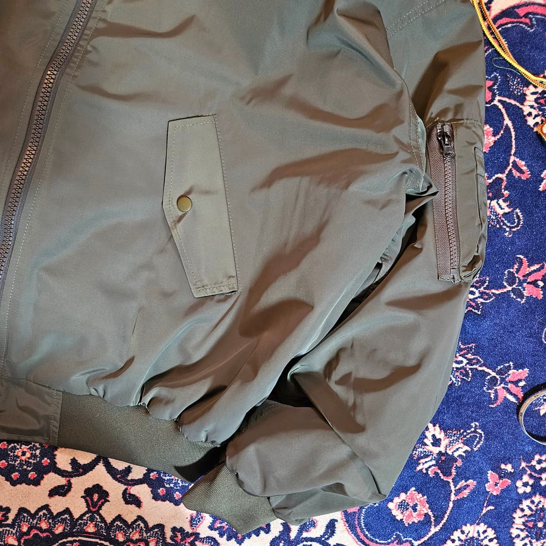 모더먼트(Moderment) 오버사이즈 MA-1 누빔 항공점퍼  상품이미지4